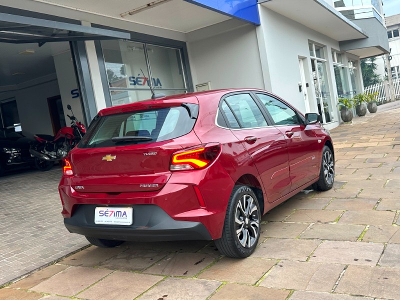 CHEVROLET ONIX PREMIER 1.0 TURBO 2022/2023 SÉTIMA VEÍCULOS GUAPORÉ / Carros no Vale