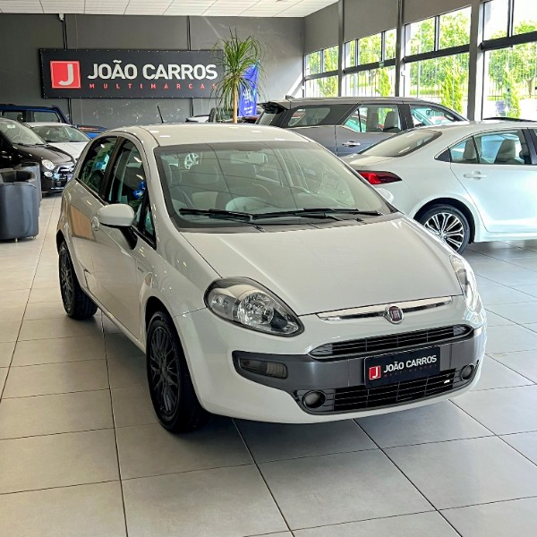FIAT PUNTO 1.6 ESSENCE 16V AUTOMATIZADO 2013/2013 JOÃO CARROS MULTIMARCAS GUAPORÉ / Carros no Vale
