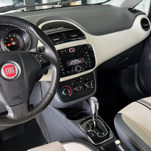 FIAT PUNTO 1.6 ESSENCE 16V AUTOMATIZADO 2013/2013 JOÃO CARROS MULTIMARCAS GUAPORÉ / Carros no Vale