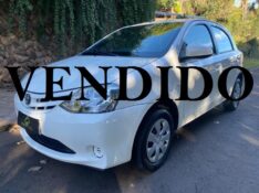 TOYOTA ETIOS XS 1.5 2015/2015 ESTAÇÃO DO CARRO ESTRELA / Carros no Vale