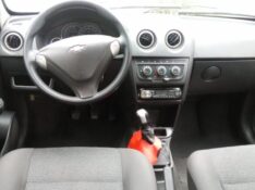 CHEVROLET CELTA 1.0 2015/2015 ELY AUTOMÓVEIS LAJEADO / Carros no Vale