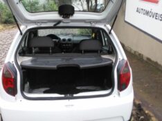 CHEVROLET CELTA 1.0 2015/2015 ELY AUTOMÓVEIS LAJEADO / Carros no Vale