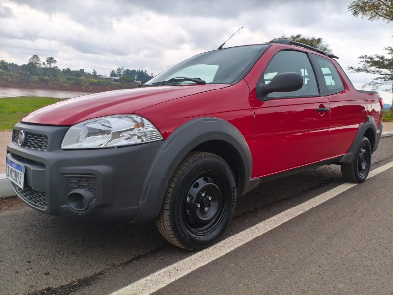 FIAT STRADA 1.4 MPI HARD WORKING CD 8V FLEX 3P MANUAL 2017/2018 ADRIANO VEÍCULOS CRUZEIRO DO SUL / Carros no Vale