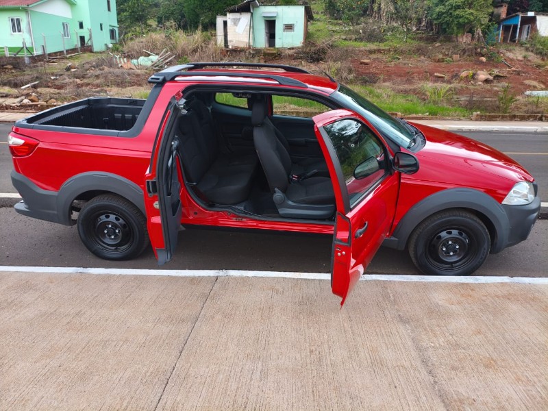 FIAT STRADA 1.4 MPI HARD WORKING CD 8V FLEX 3P MANUAL 2017/2018 ADRIANO VEÍCULOS CRUZEIRO DO SUL / Carros no Vale
