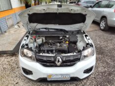 RENAULT KWID ZEN 1.0 FLEX 12V 5P MEC. 2018/2018 ROSAUTO VEÍCULOS VENÂNCIO AIRES / Carros no Vale