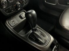 JEEP COMPASS 2.0 16V FLEX LONGITUDE AUTOMÁTICO 2021/2021 DUARTE VEÍCULOS PORTO ALEGRE / Carros no Vale