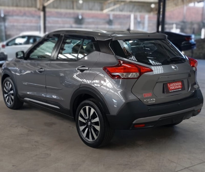 NISSAN KICKS SV 1.6 2018/2019 LAVENDA VEÍCULOS ARROIO DO MEIO / Carros no Vale