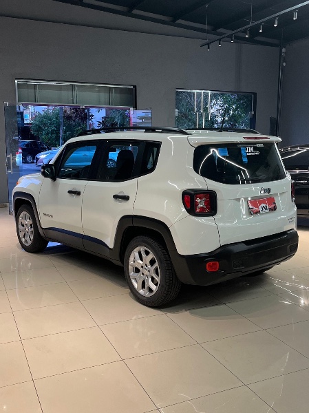 JEEP RENEGADE 1.8 SPORT 4X2 2017/2018 JM AUTOMÓVEIS VENÂNCIO AIRES / Carros no Vale