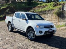MITSUBISHI L200 TRITON 3.2 HPE 4X4 CD 16V TURBO INTERCOOLER DIESEL 4P MANUAL 2014/2014 BOSCO AUTOMÓVEIS GUAPORÉ / Carros no Vale