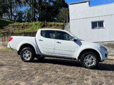 MITSUBISHI L200 TRITON 3.2 HPE 4X4 CD 16V TURBO INTERCOOLER DIESEL 4P MANUAL 2014/2014 BOSCO AUTOMÓVEIS GUAPORÉ / Carros no Vale