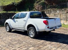 MITSUBISHI L200 TRITON 3.2 HPE 4X4 CD 16V TURBO INTERCOOLER DIESEL 4P MANUAL 2014/2014 BOSCO AUTOMÓVEIS GUAPORÉ / Carros no Vale