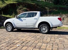 MITSUBISHI L200 TRITON 3.2 HPE 4X4 CD 16V TURBO INTERCOOLER DIESEL 4P MANUAL 2014/2014 BOSCO AUTOMÓVEIS GUAPORÉ / Carros no Vale