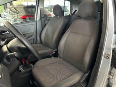 VOLKSWAGEN FOX TREND 1.0 2010/2011 SÉTIMA VEÍCULOS GUAPORÉ / Carros no Vale