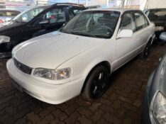 TOYOTA COROLLA 1.8 XEI 8V 2001/2001 ELY AUTOMÓVEIS LAJEADO / Carros no Vale