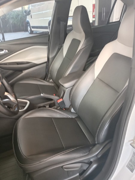 CHEVROLET ONIX 1.0 PREMIER TURBO 2019/2020 LAVENDA VEÍCULOS ARROIO DO MEIO / Carros no Vale
