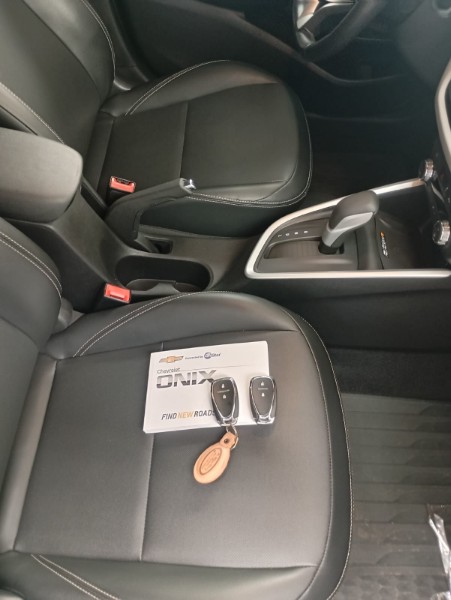 CHEVROLET ONIX 1.0 PREMIER TURBO 2019/2020 LAVENDA VEÍCULOS ARROIO DO MEIO / Carros no Vale