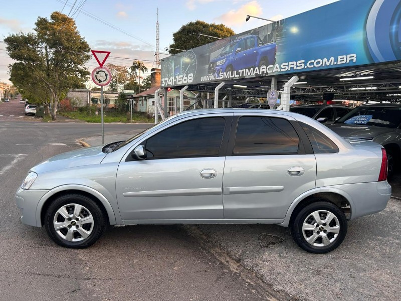 CHEVROLET CORSA SED. PREMIUM 1.4 8V ECONOFLEX 4P 2010/2010 LS MULTIMARCAS VENÂNCIO AIRES / Carros no Vale