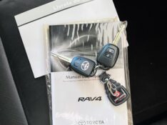 TOYOTA RAV4 2.0 4X2 16V 2013/2013 JOÃO CARROS MULTIMARCAS GUAPORÉ / Carros no Vale
