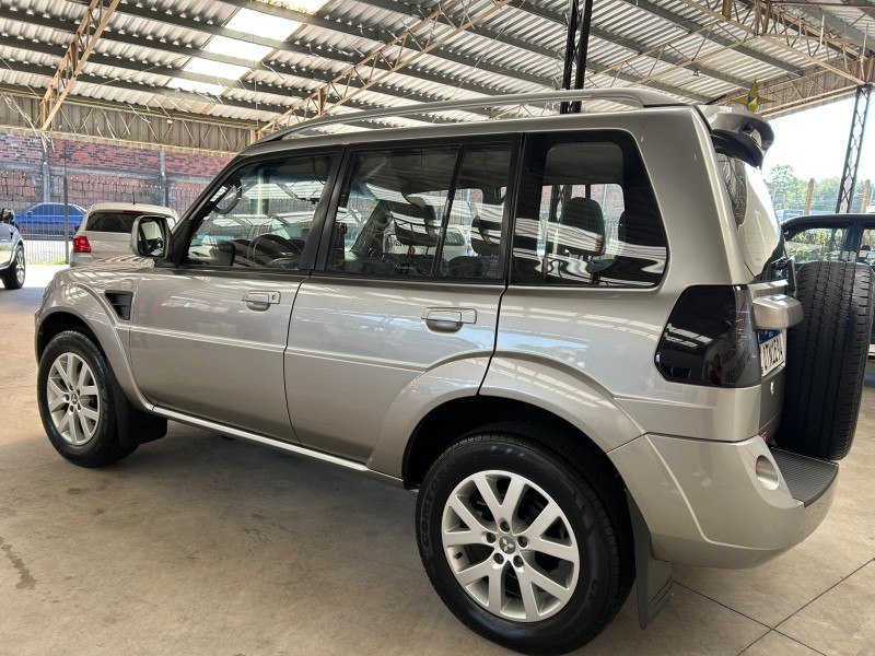 MITSUBISHI PAJERO TR4 2.0 2014/2015 LAVENDA VEÍCULOS ARROIO DO MEIO / Carros no Vale