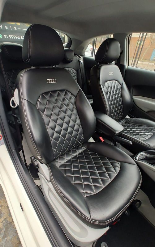 Audi A1 1.4 TFSI 122cv S-tronic 3p 2011/2012 RENNER AUTOMÓVEIS LAJEADO / Carros no Vale