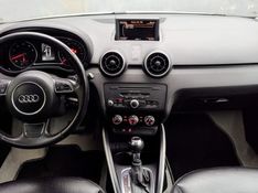 Audi A1 1.4 TFSI 122cv S-tronic 3p 2011/2012 RENNER AUTOMÓVEIS LAJEADO / Carros no Vale
