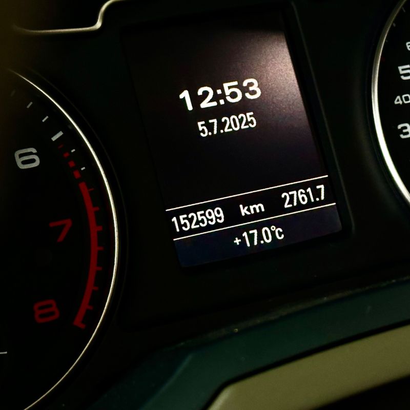 Audi Q3 2.0tfsi Amb 2014/2015 DL MOTORS LAJEADO / Carros no Vale