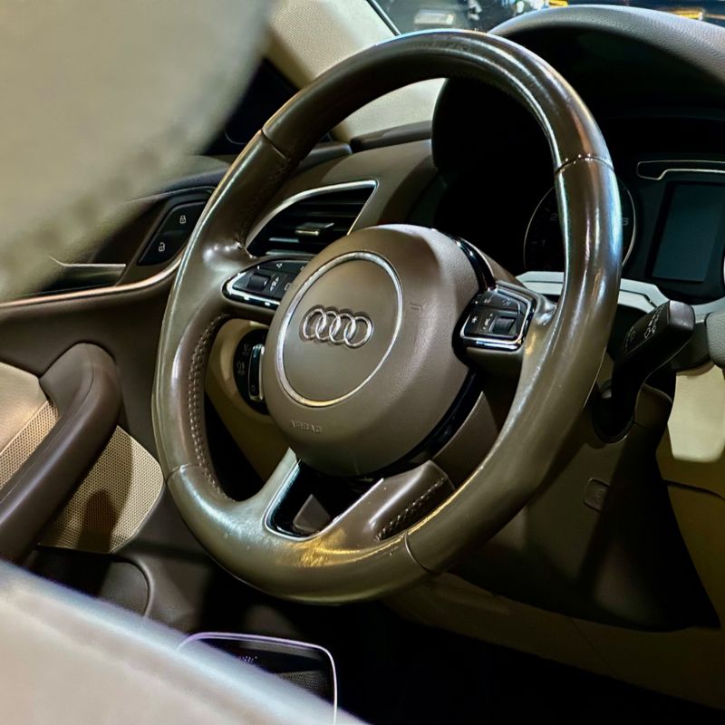 Audi Q3 2.0tfsi Amb 2014/2015 DL MOTORS LAJEADO / Carros no Vale
