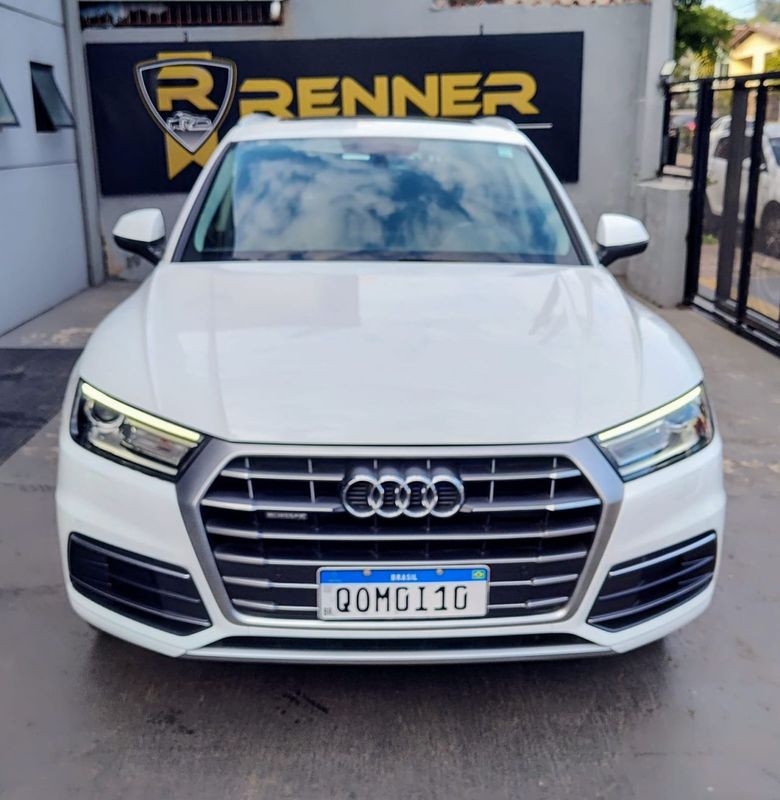 Audi Q5 Ambiente 2.0 TFSI Quattro S Tronic 2017/2018 RENNER AUTOMÓVEIS LAJEADO / Carros no Vale