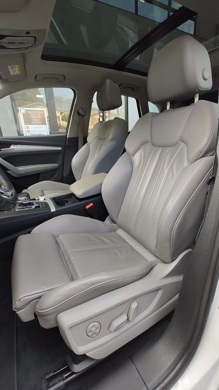 Audi Q5 Ambiente 2.0 TFSI Quattro S Tronic 2017/2018 RENNER AUTOMÓVEIS LAJEADO / Carros no Vale