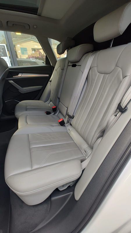 Audi Q5 Ambiente 2.0 TFSI Quattro S Tronic 2017/2018 RENNER AUTOMÓVEIS LAJEADO / Carros no Vale