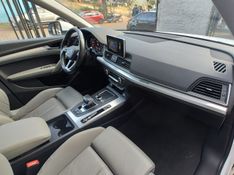 Audi Q5 Ambiente 2.0 TFSI Quattro S Tronic 2017/2018 RENNER AUTOMÓVEIS LAJEADO / Carros no Vale