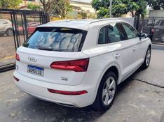 Audi Q5 Ambiente 2.0 TFSI Quattro S Tronic 2017/2018 RENNER AUTOMÓVEIS LAJEADO / Carros no Vale