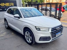 Audi Q5 Ambiente 2.0 TFSI Quattro S Tronic 2017/2018 RENNER AUTOMÓVEIS LAJEADO / Carros no Vale