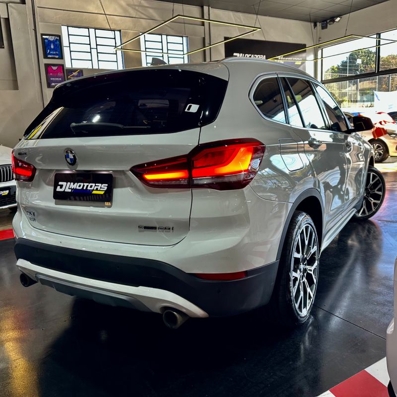 Bmw X1 Sdrive20i X Line 2022/2022 DL MOTORS LAJEADO / Carros no Vale