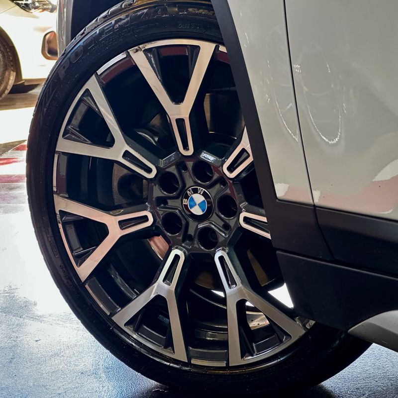 Bmw X1 Sdrive20i X Line 2022/2022 DL MOTORS LAJEADO / Carros no Vale
