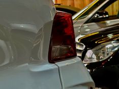 Chevrolet Onix 10 Lt2 2023/2024 DL MOTORS LAJEADO / Carros no Vale