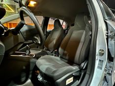 Chevrolet Onix 10 Lt2 2023/2024 DL MOTORS LAJEADO / Carros no Vale
