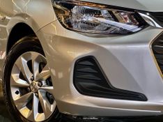 Chevrolet Onix Hatch 1.0 12v Tb 2022/2023 DL MOTORS LAJEADO / Carros no Vale