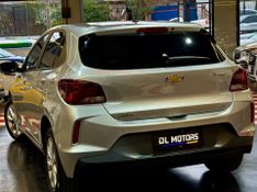 Chevrolet Onix Hatch 1.0 12v Tb 2022/2023 DL MOTORS LAJEADO / Carros no Vale