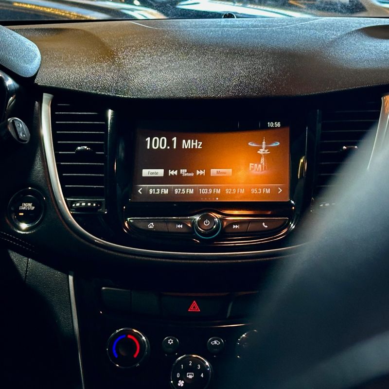 Chevrolet Tracker Ltz 2017/2017 DL MOTORS LAJEADO / Carros no Vale