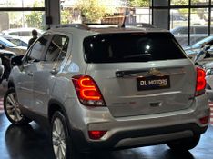 Chevrolet Tracker Ltz 2017/2017 DL MOTORS LAJEADO / Carros no Vale