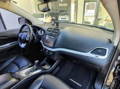 Dodge JOURNEY RT 3.6 V6 2011/2012 RENNER AUTOMÓVEIS LAJEADO / Carros no Vale