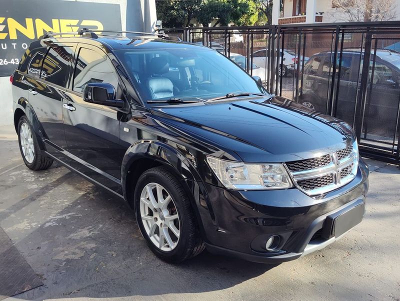 Dodge JOURNEY RT 3.6 V6 2011/2012 RENNER AUTOMÓVEIS LAJEADO / Carros no Vale