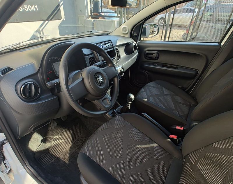 Fiat MOBI LIKE 1.0 Fire 2022/2023 RENNER AUTOMÓVEIS LAJEADO / Carros no Vale