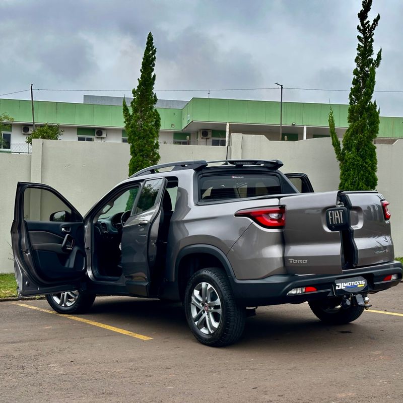 Fiat Toro Freedom At9 D4 2019/2020 DL MOTORS LAJEADO / Carros no Vale