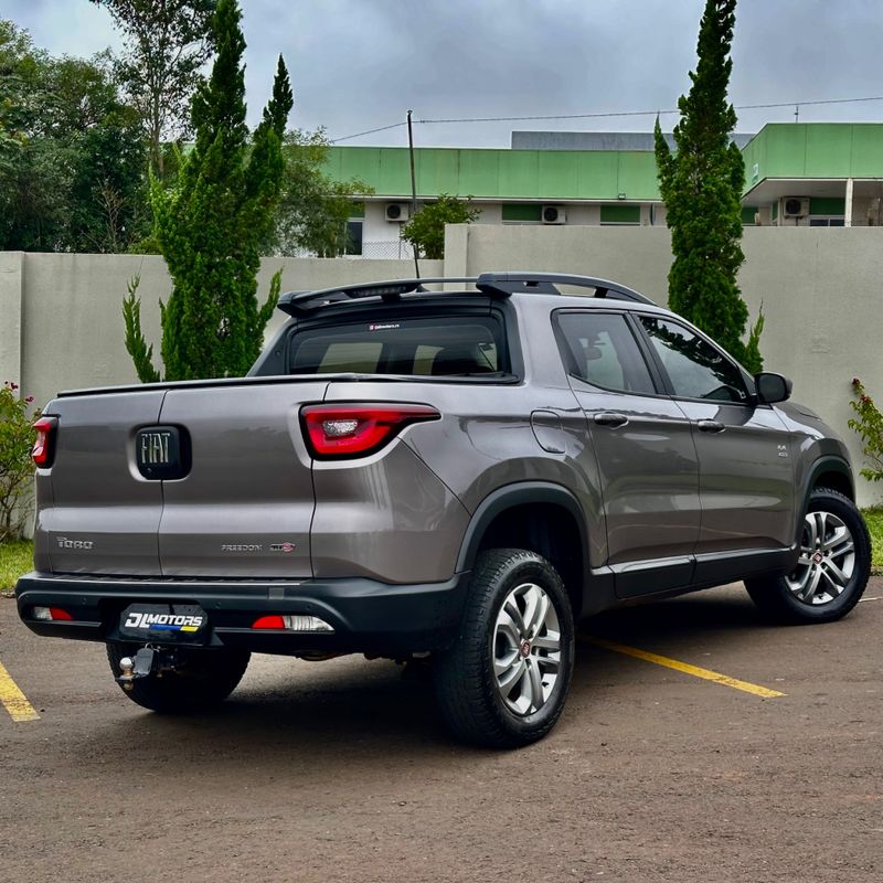 Fiat Toro Freedom At9 D4 2019/2020 DL MOTORS LAJEADO / Carros no Vale