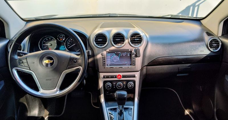 CHEVROLET CAPTIVA SPORT FWD 2.4 16V 171/185cv 2014/2014 RENNER AUTOMÓVEIS LAJEADO / Carros no Vale