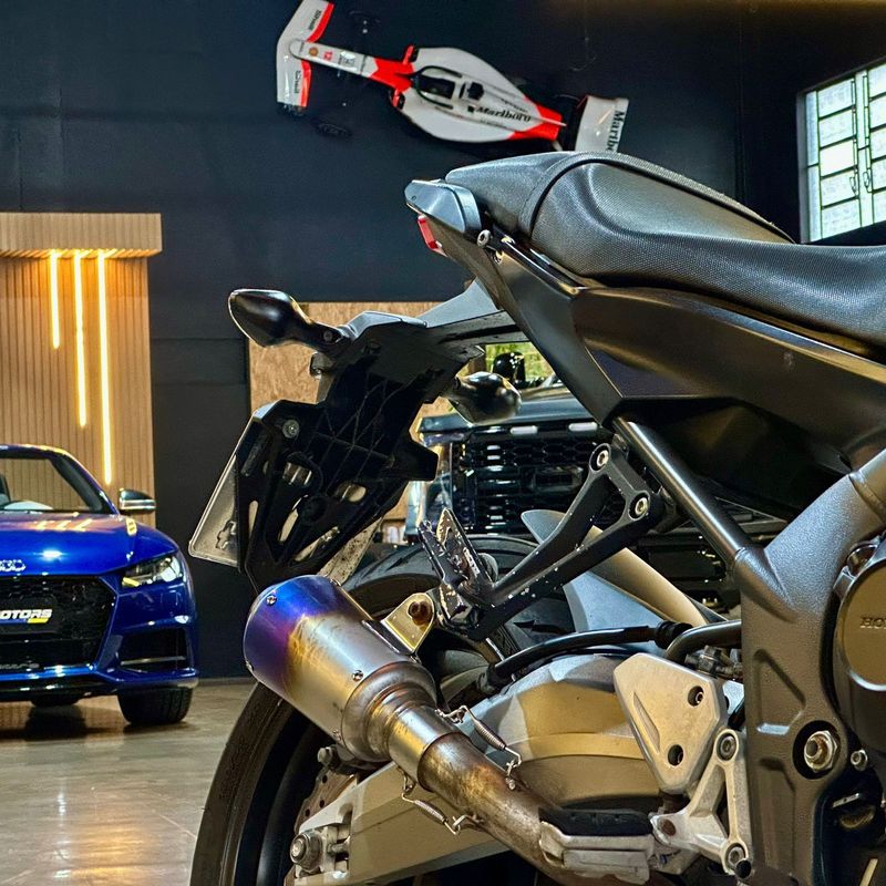 Honda Motos Cb 650f 2015/2015 DL MOTORS LAJEADO / Carros no Vale