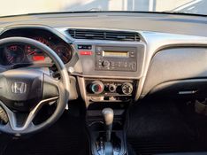 Honda CITY Sedan LX 1.5 16V 2014/2015 RENNER AUTOMÓVEIS LAJEADO / Carros no Vale