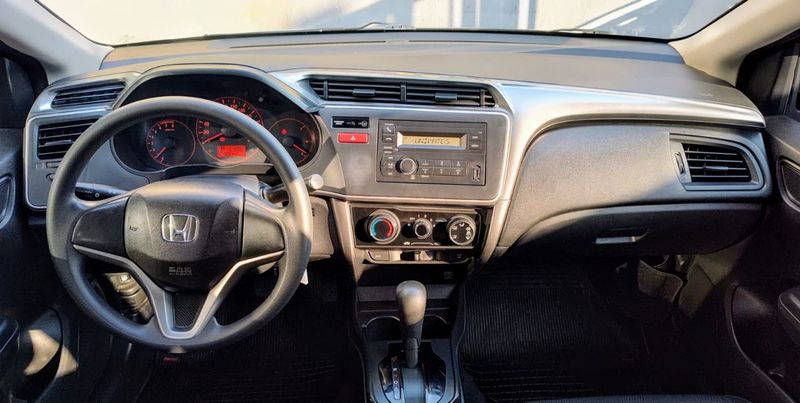 Honda CITY Sedan LX 1.5 16V 2014/2015 RENNER AUTOMÓVEIS LAJEADO / Carros no Vale